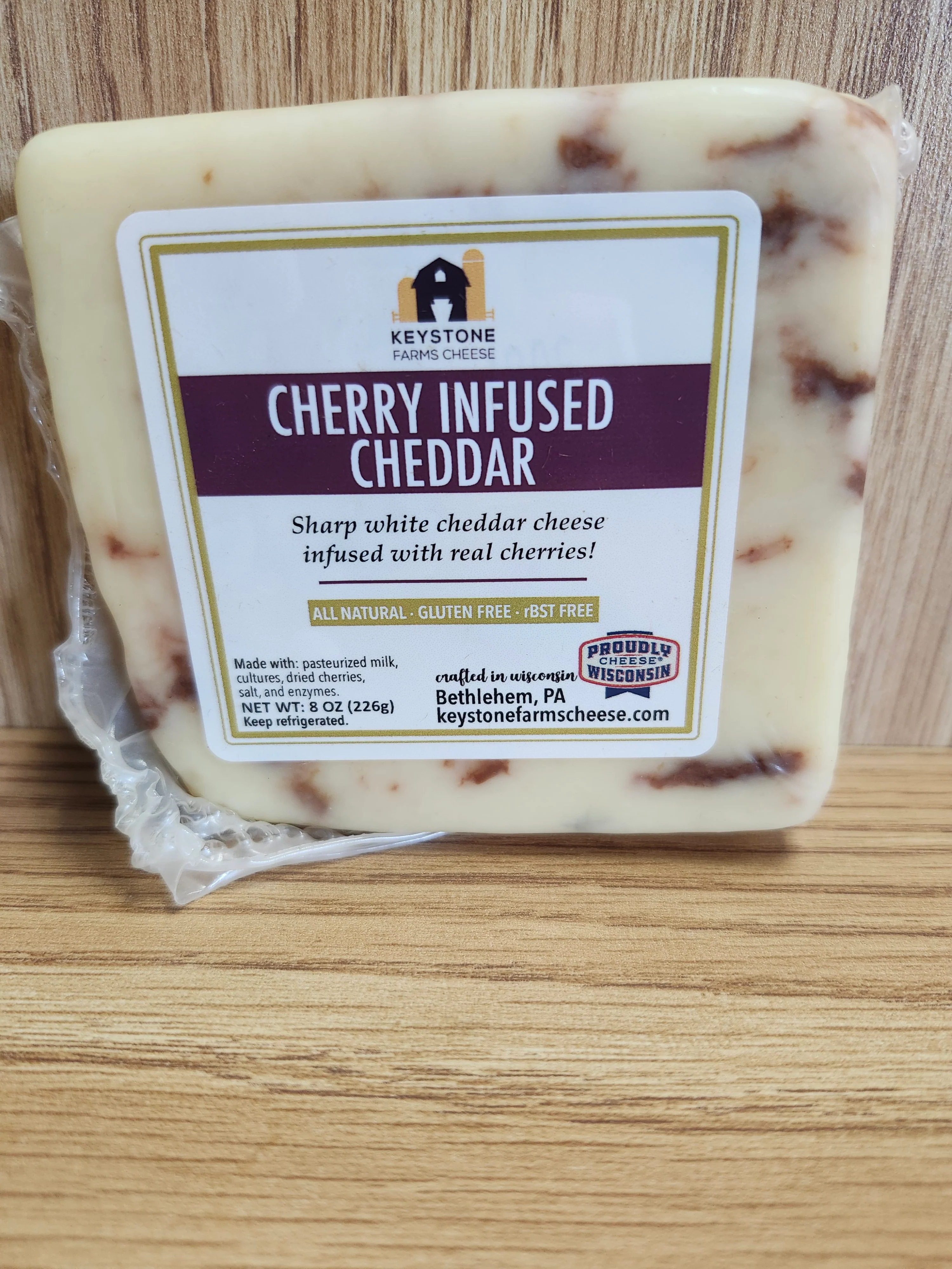Keystone Farms Cheese Cherry Infused Cheddar 8oz