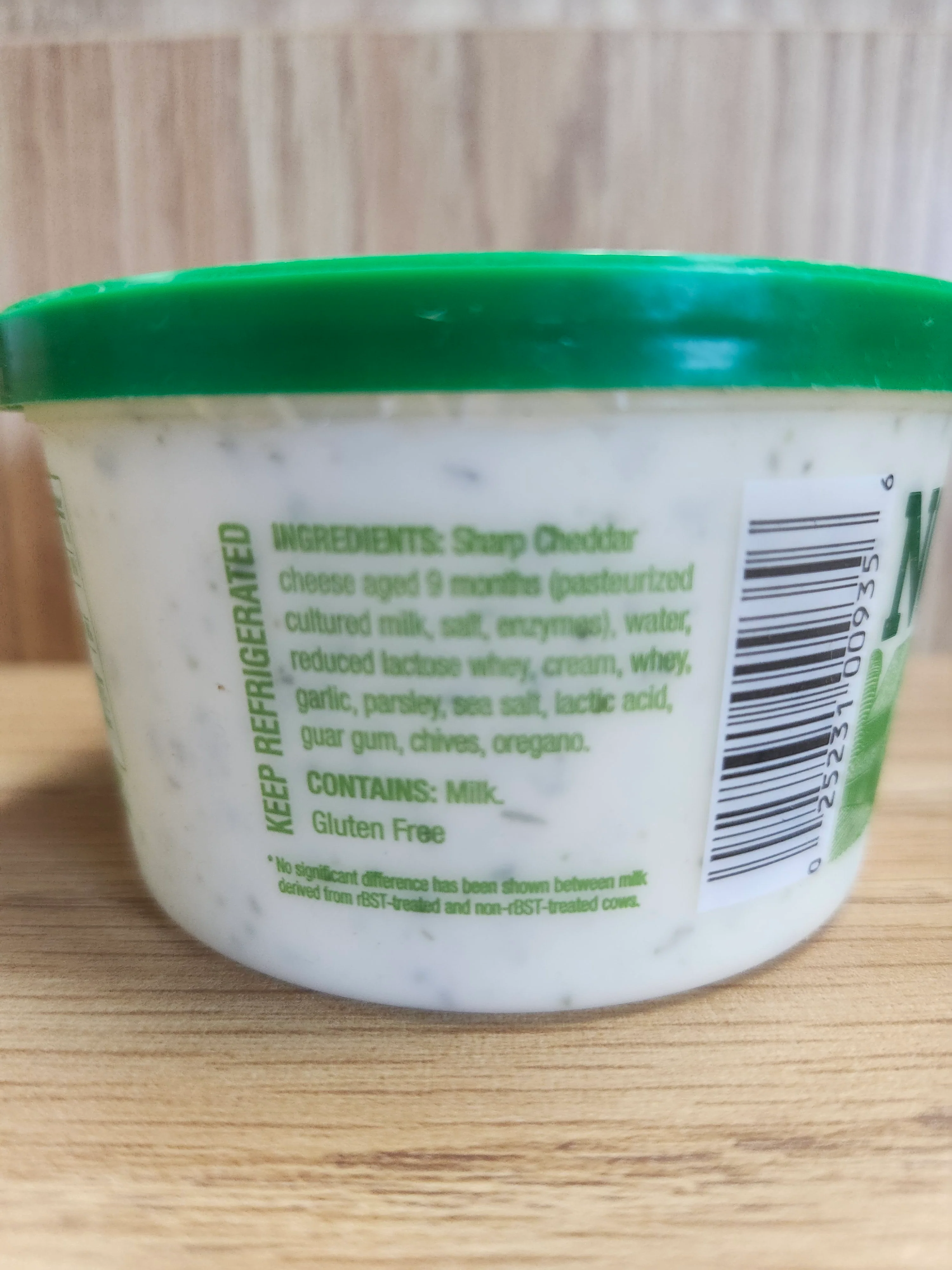 Pine River Garlic & Herb Cheese Spread - Image 3