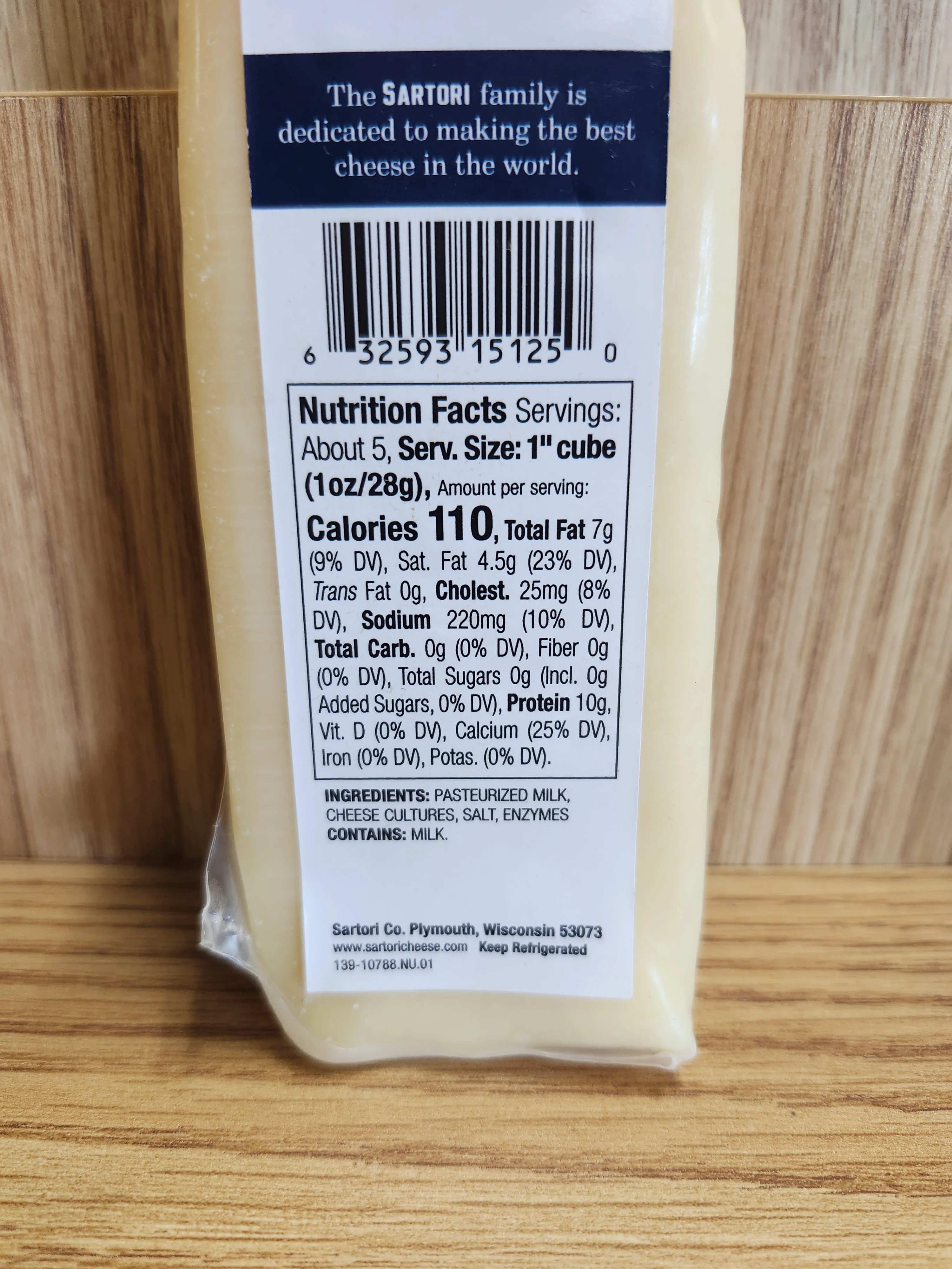 Sartori Classic Parmesan Cheese 5oz - Image 2